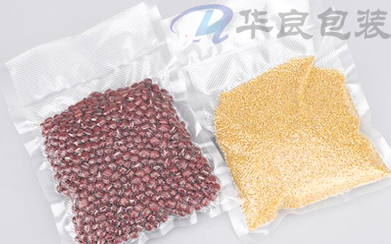  抽真空紋路袋與光面袋有什么區(qū)別？